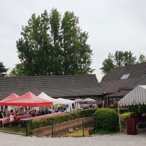 La cour de l'estaminet au  Musée de la vie rurale
